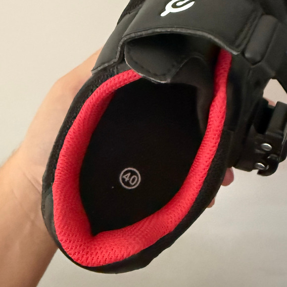 Peloton Cycling Shoes with Cleats Black EUC 40 (US Women 9 / Men 7) - Picture 8 of 12